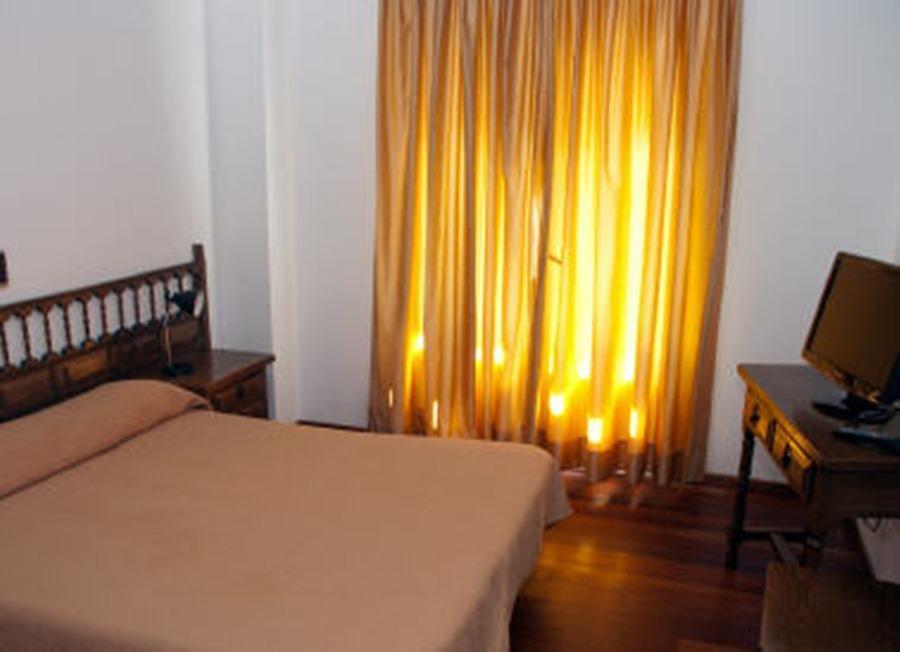 Hotel Ansuina Баньос-де-Мольгас Экстерьер фото